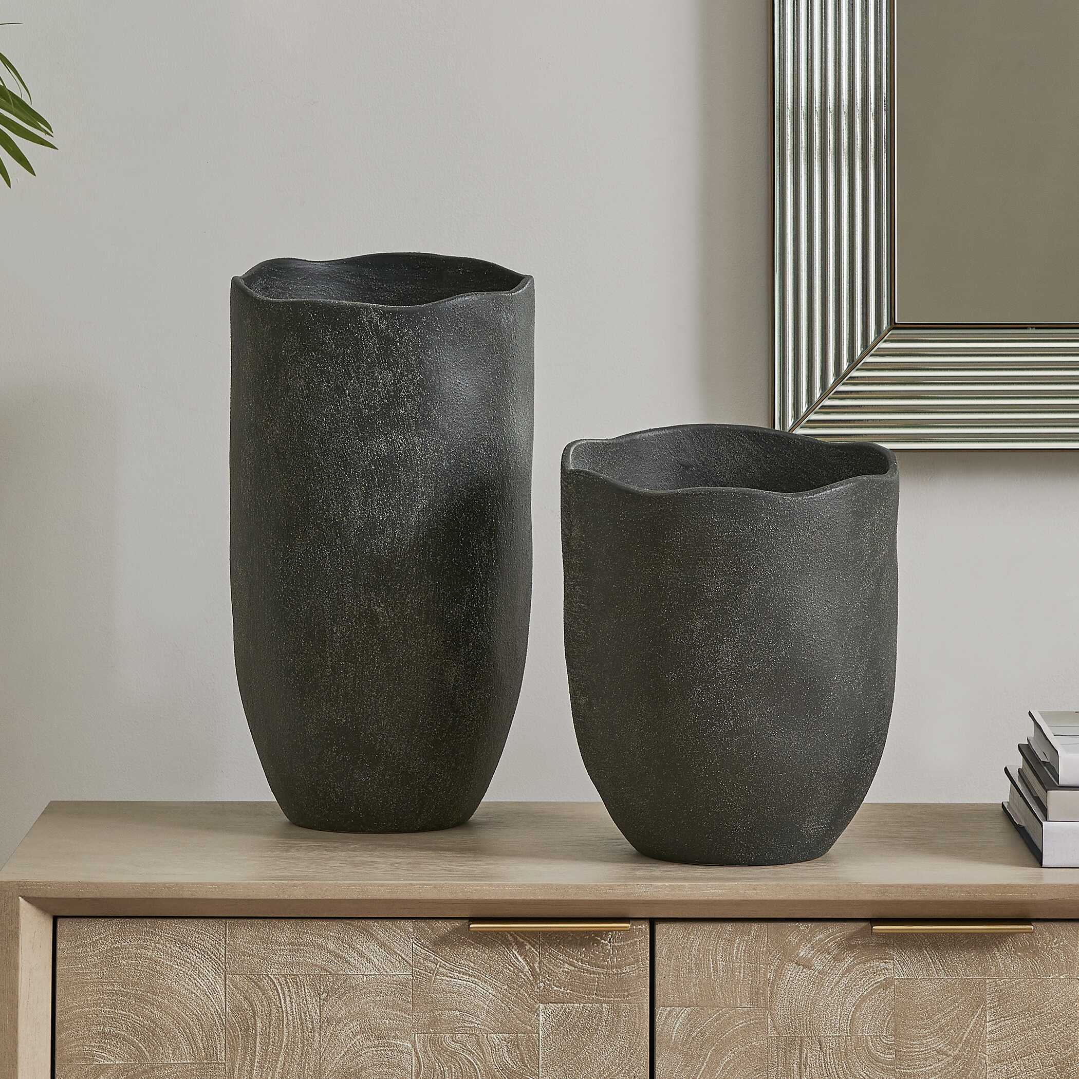 Uttermost Uttermost Komorebi Indoor-Outdoor Black Vases Set/2