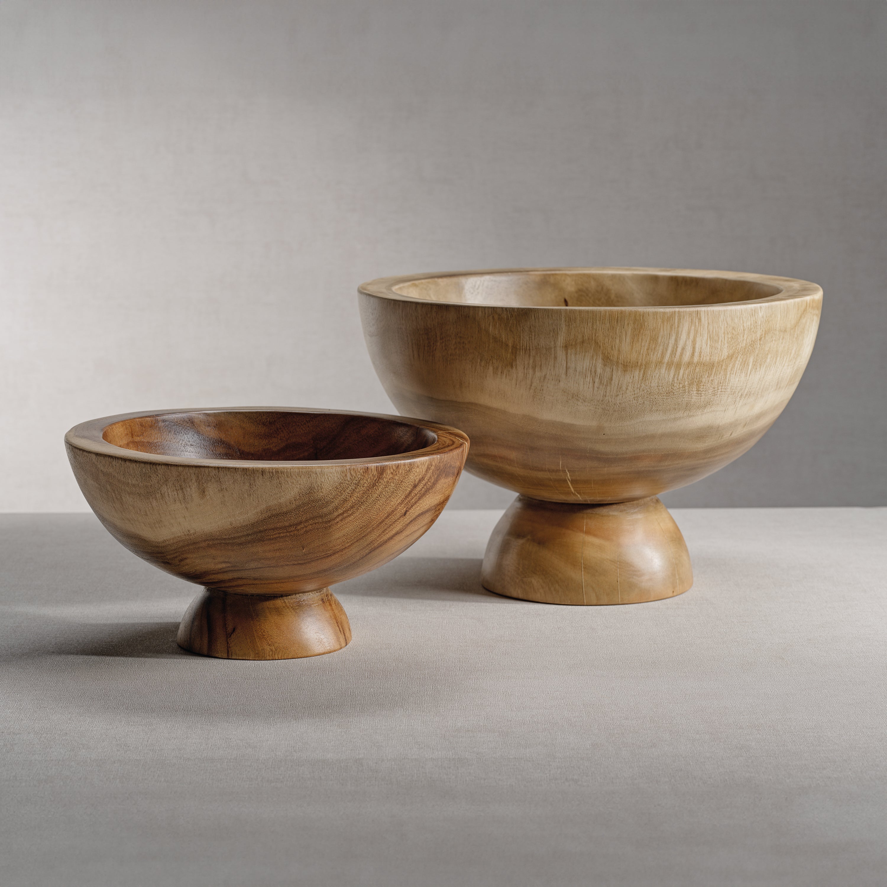 Zodax Home Decor Alpina Wooden Footed Bowl 13.75"