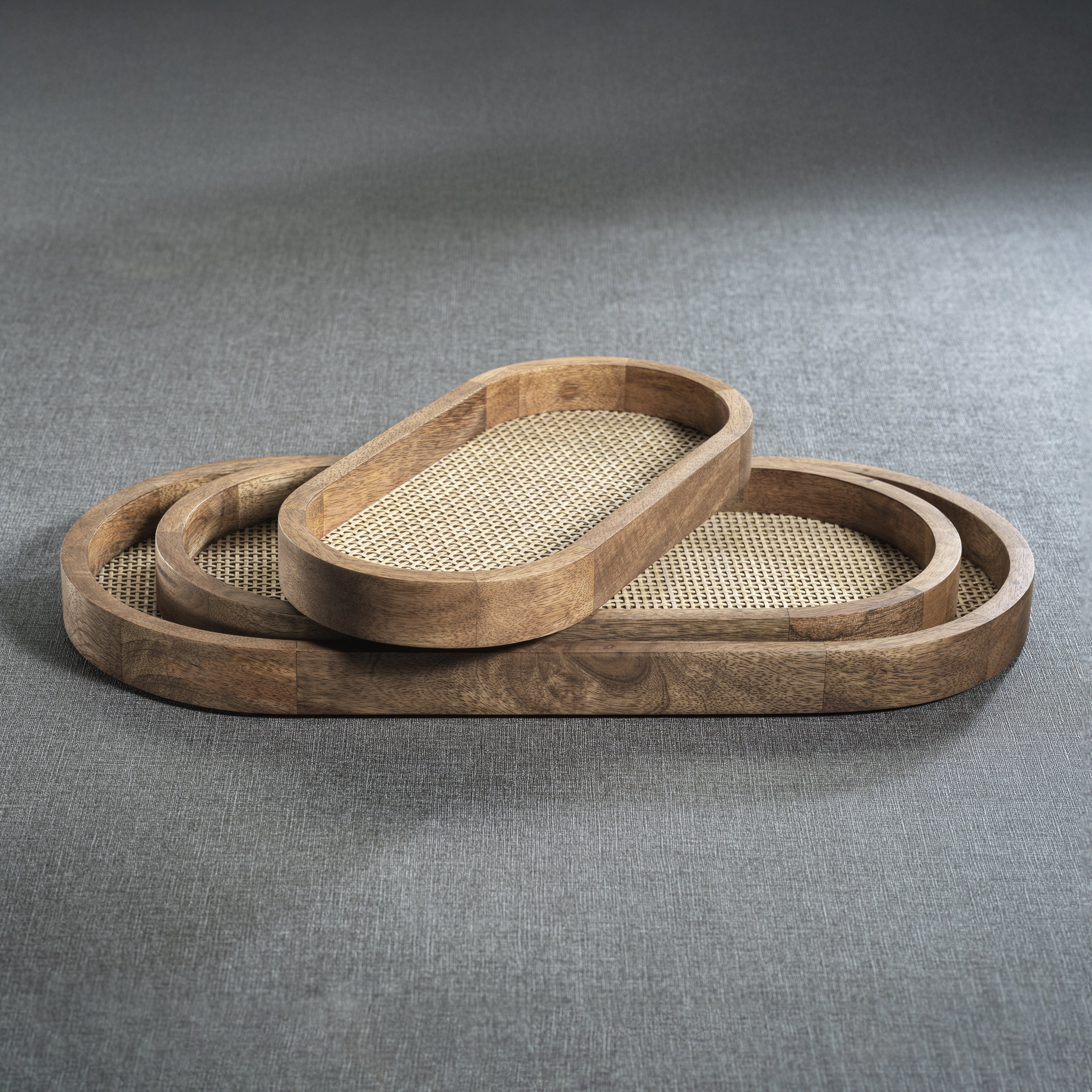 Zodax Serveware Mango Wood with Rattan Inlay Oval Tray - Large