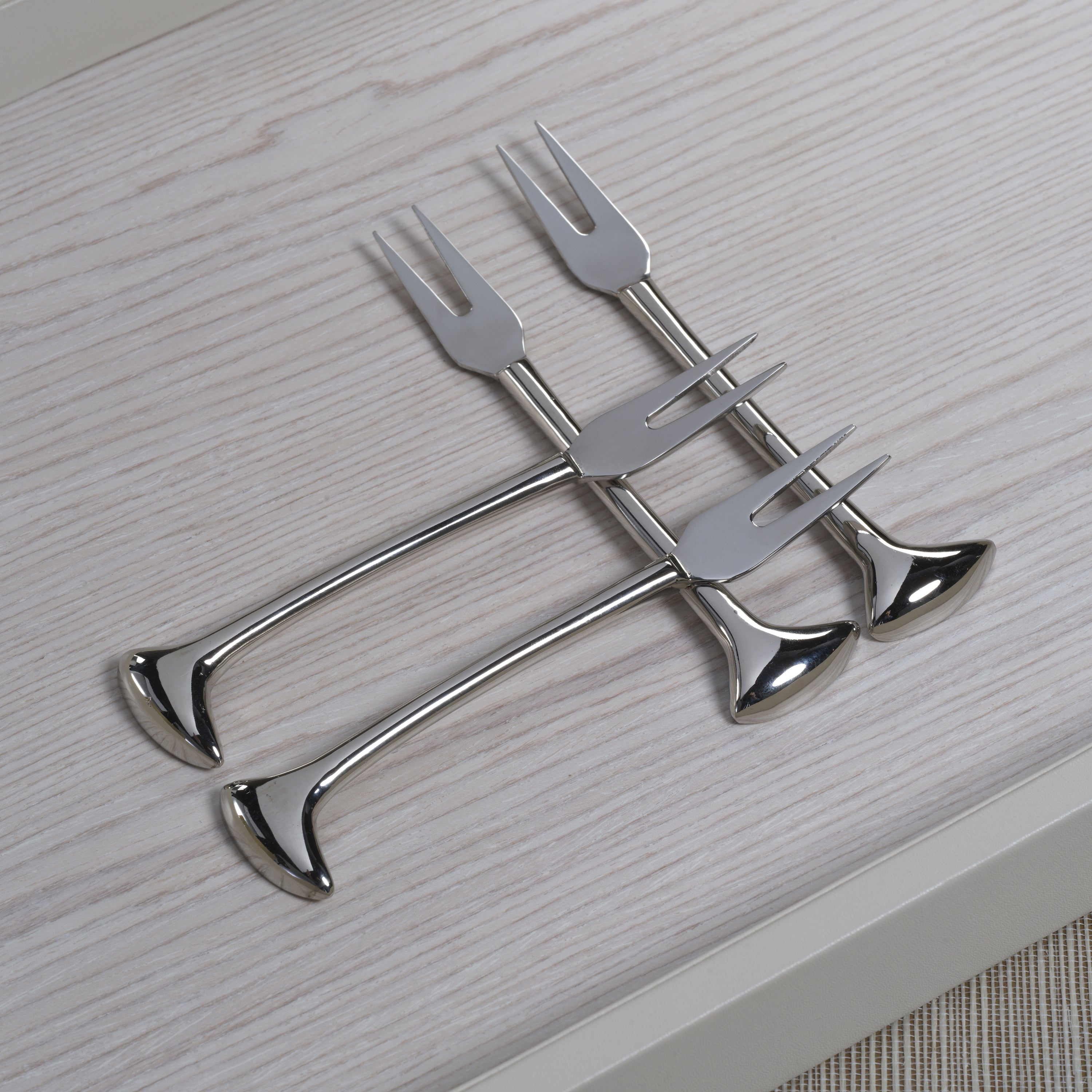 Zodax Giftware Sable Set of 4 Cheese and Cocktail Forks - Nickel