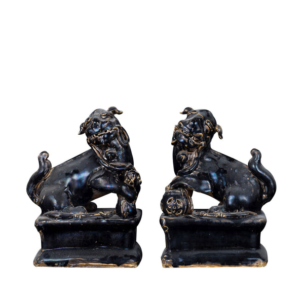 Legend of Asia Giftware Legend of Asia Pair of Black Peking Lion Statues