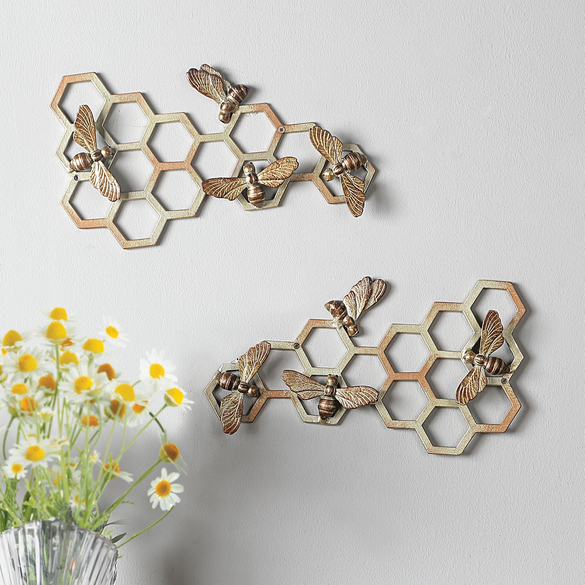 SPI Home Home Honeycomb and Bee Wall Plaques