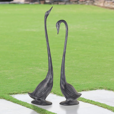 SPI Home Home Swan Sweeties Garden Sculpture